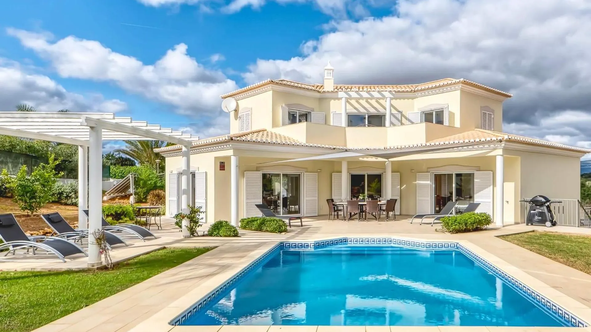 838 Villa Larissa Portimao Portugal